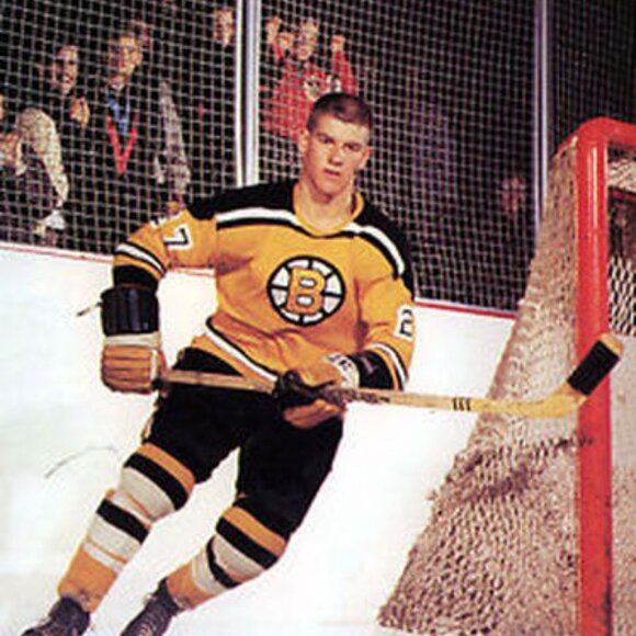 BOBBY ORR SIGNED BOSTON BRUINS AUTOGRAPHED NHL HOCKEY PUCK IN CASE W/COA - 000 - Picture 11 of 14